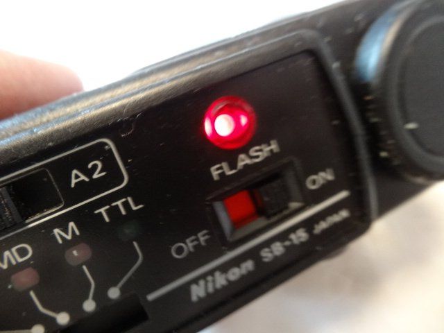 Nikon Fotocamera: NIKON SPEEDLIGHT SB 15- KAMERA. TIP TOP  LÄÜFT – Usato da zürich venduto da ahmad01 4