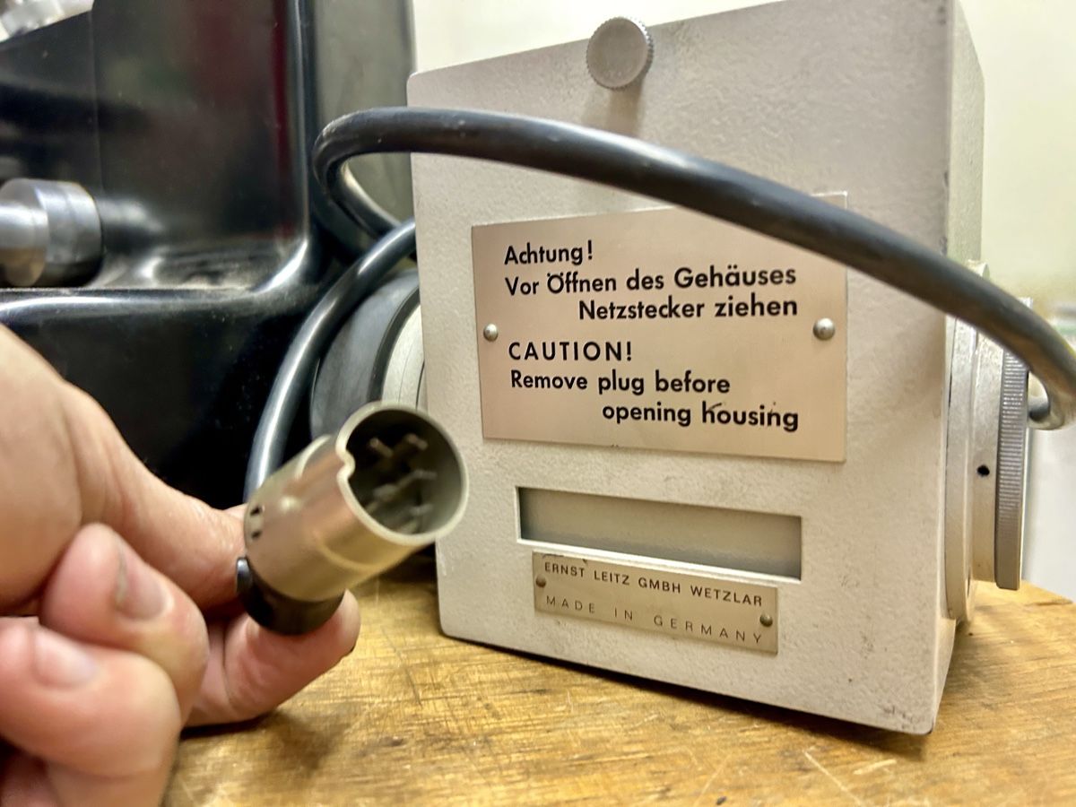 Leitz Mikroskopie: Leica Wetzlar Leitz Wild Microscope Sciences Technology Phar – Gebraucht aus Cointrin von vrossi 4