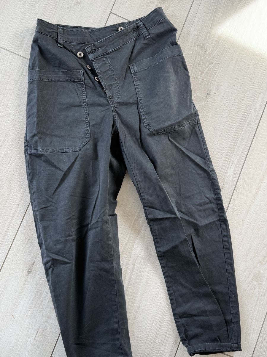 Pantaloni: Pantalon please taille s – Nuovo (secondo la descrizione) da Develier venduto da Isarom