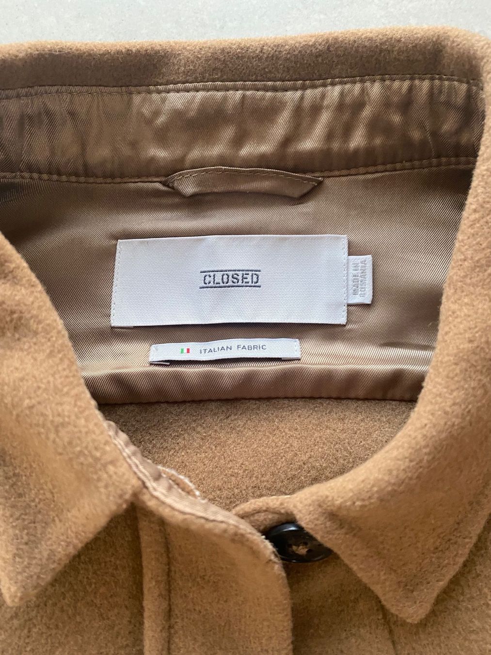 Closed Blusen: CLOSED Double-faced overshirt camel (Grösse M) – Gebraucht aus Uetikon am See von cristalllina 2