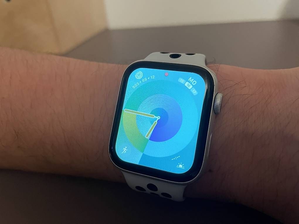 Smartwatch: Apple Watch 44mm Aluminium Nike – Gebraucht aus Winterthur von Membran95 2