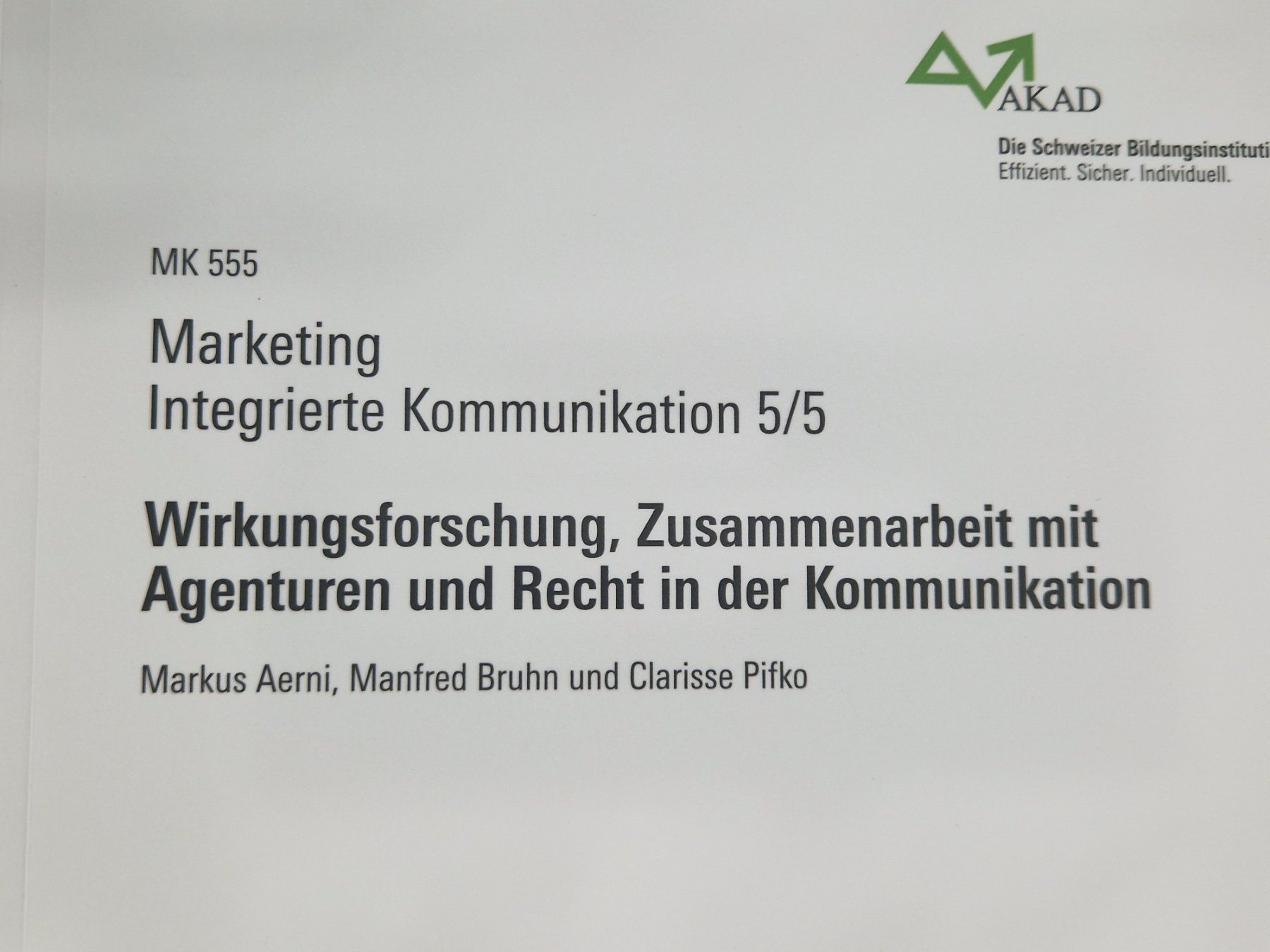 Livres: Kursprogramm "Integrierte Kommunikation" – D'occasion à Muhen par Restwert_Muhen 6