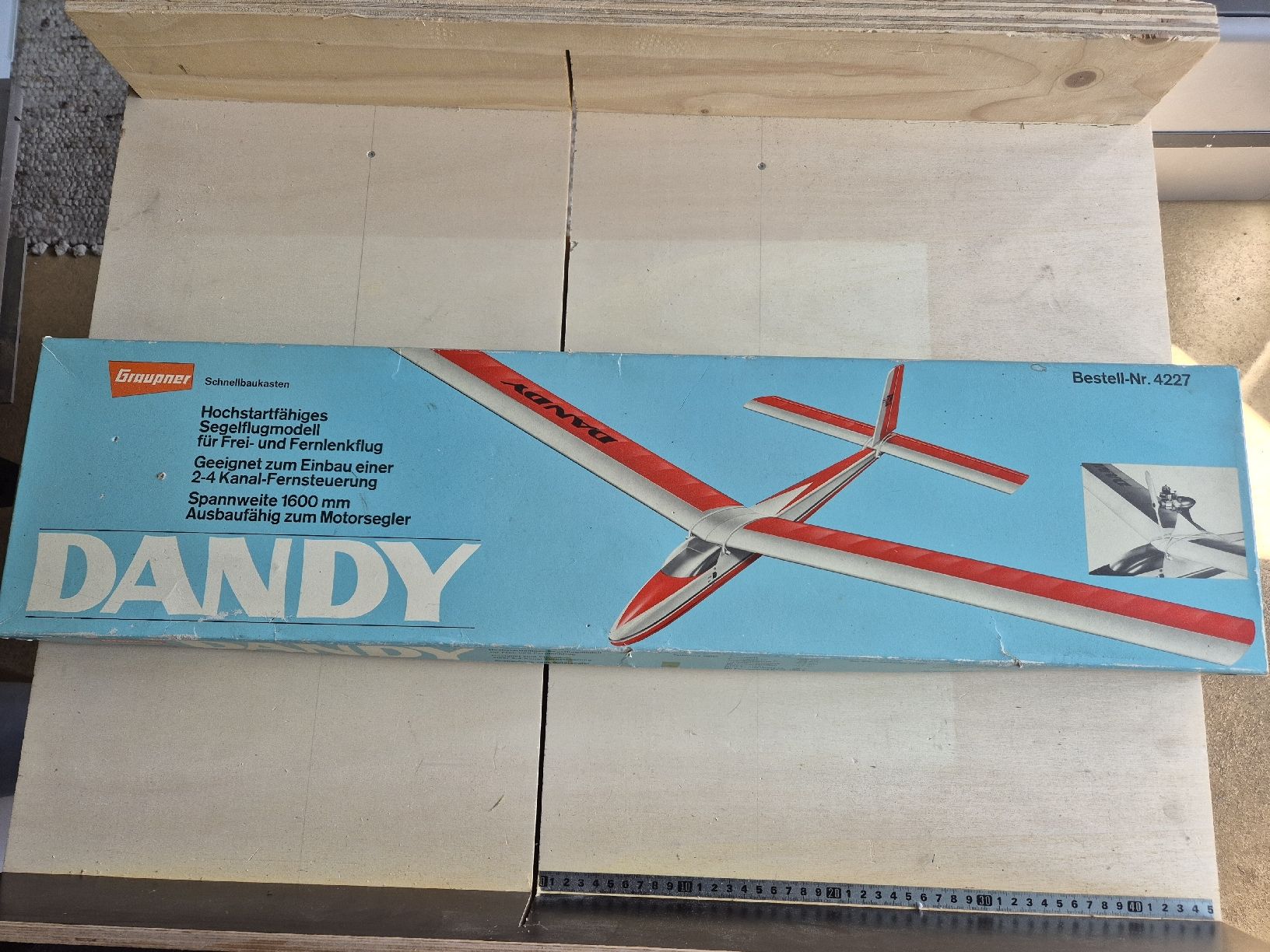 RC Kits de montage: Graupner Dandy Original Baukasten – Neuf (Voir description) à Wattenwil par hps_z6w9
