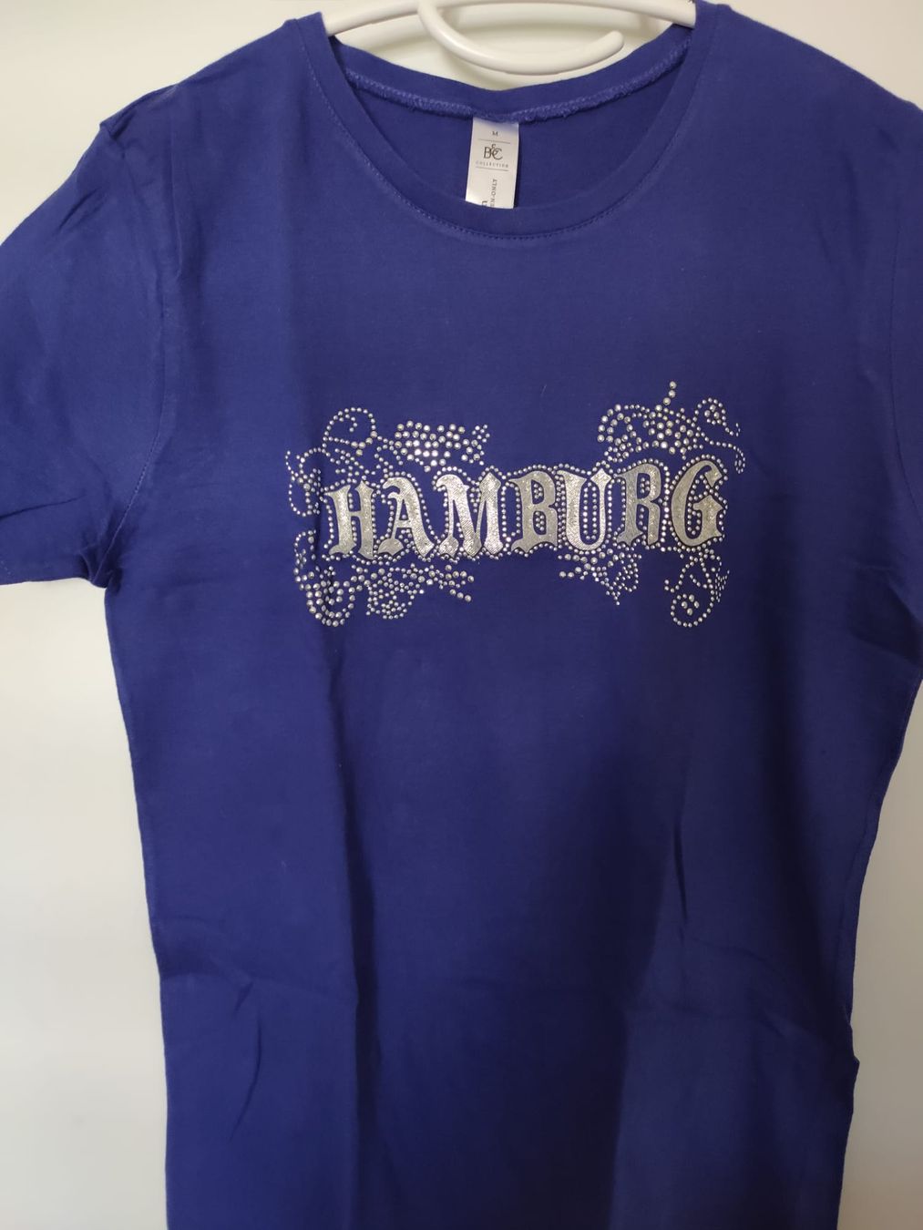 T-shirt: Hamburg T-Shirt Gr.M – Usato da Luzern venduto da Luzern_Energy