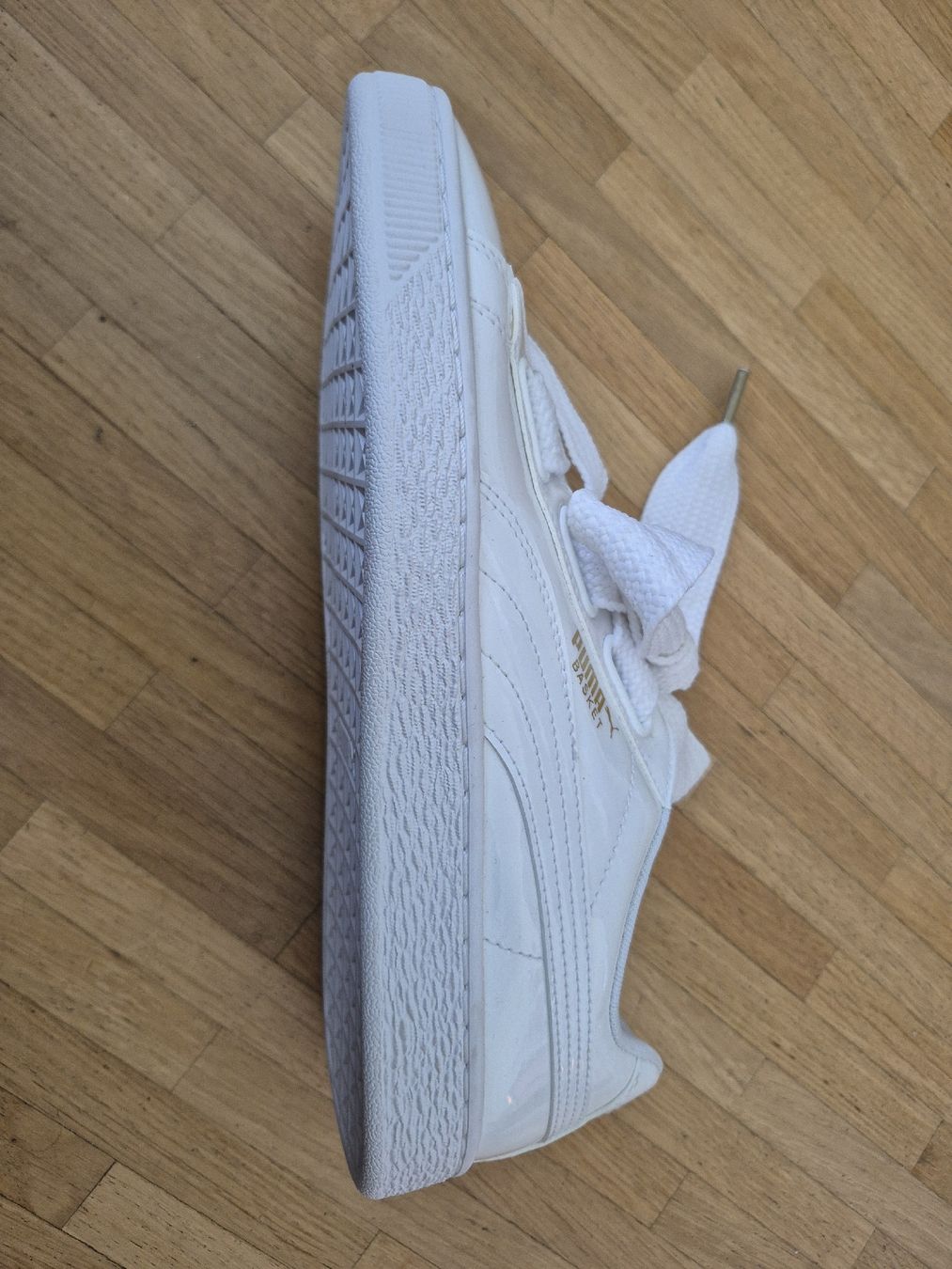 Puma Scarpe da donna: Baskets blanches Puma avec lacets en satin – Nuovo (secondo la descrizione) da Meyrin venduto da kka_b6jn 3