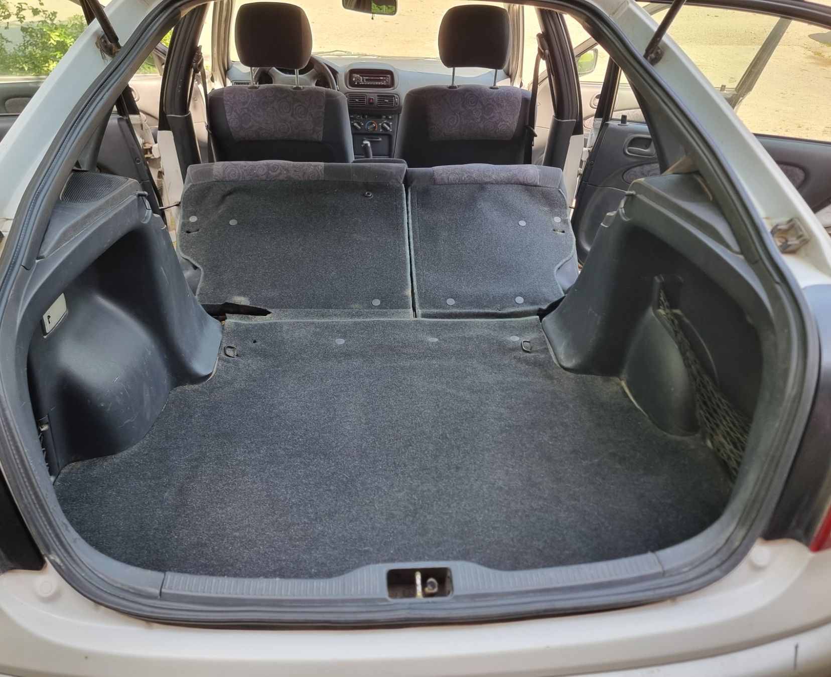 Toyota Automobili: Toyota Corolla 1600 LB – Usato da Knonau venduto da yvo_py8l 7