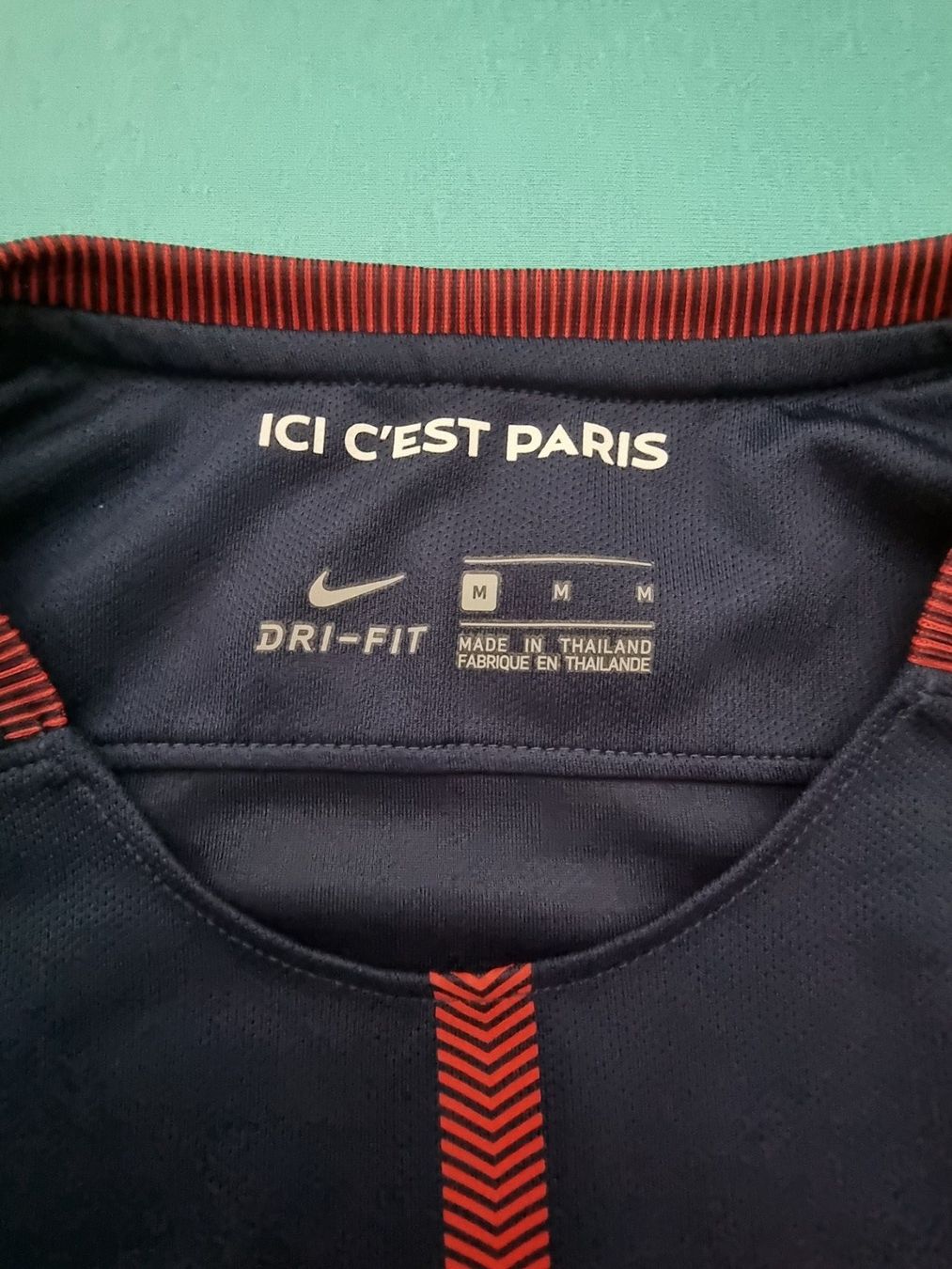 Leibchen & Hosen: Kylian Mbappe / PSG Heimtrikot 2017-2018 – Gebraucht aus Suhr von SariLacivert1907 2
