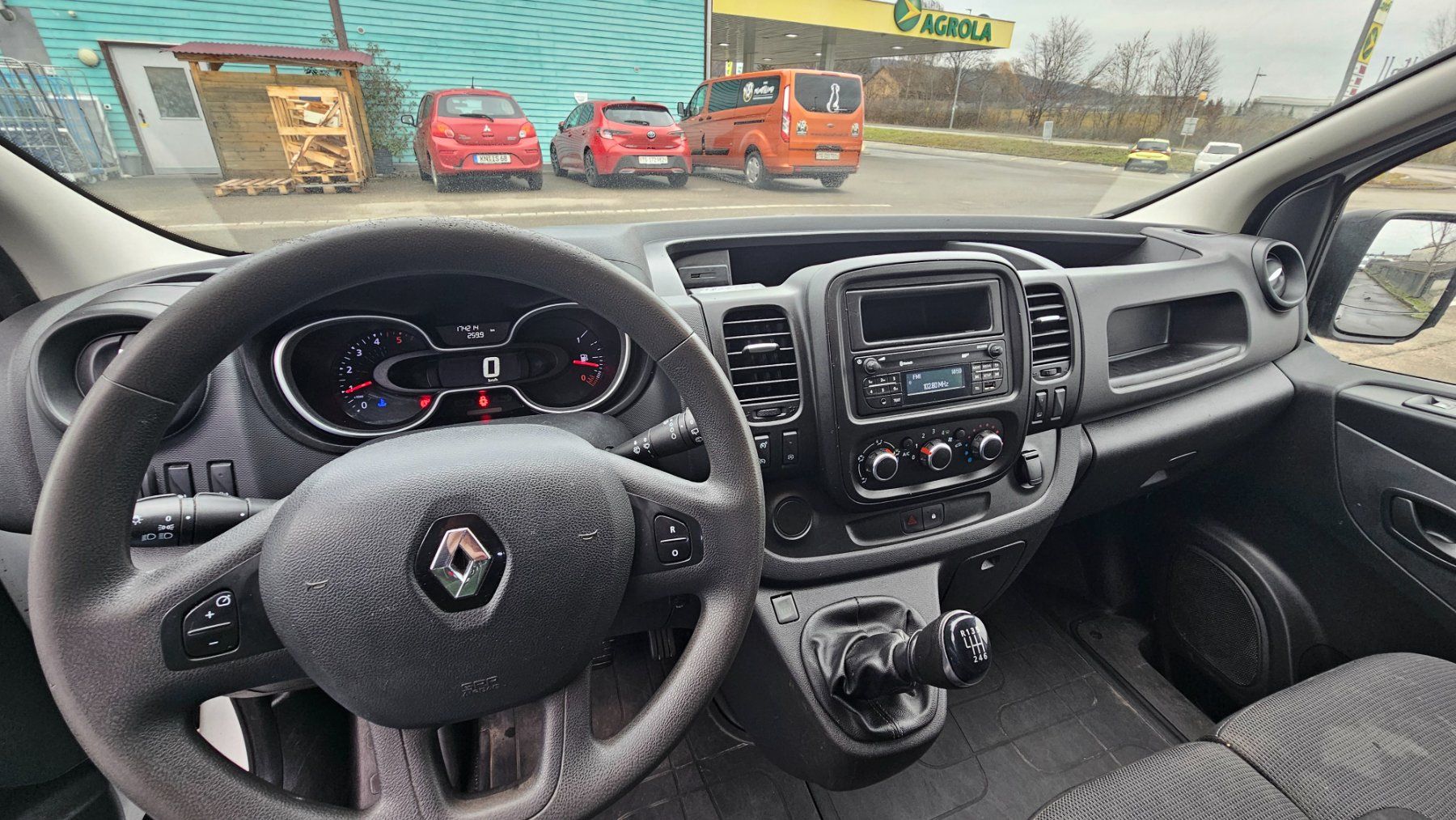 Renault Veicoli commerciali: RENAULT TRAFIC dCi120 L2H1 3.0t mit MFK – Usato da Diessenhofen venduto da Osio 6