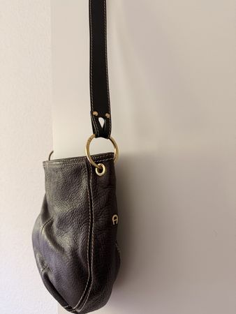 Vintage Aigner Ledertasche für Frauen
