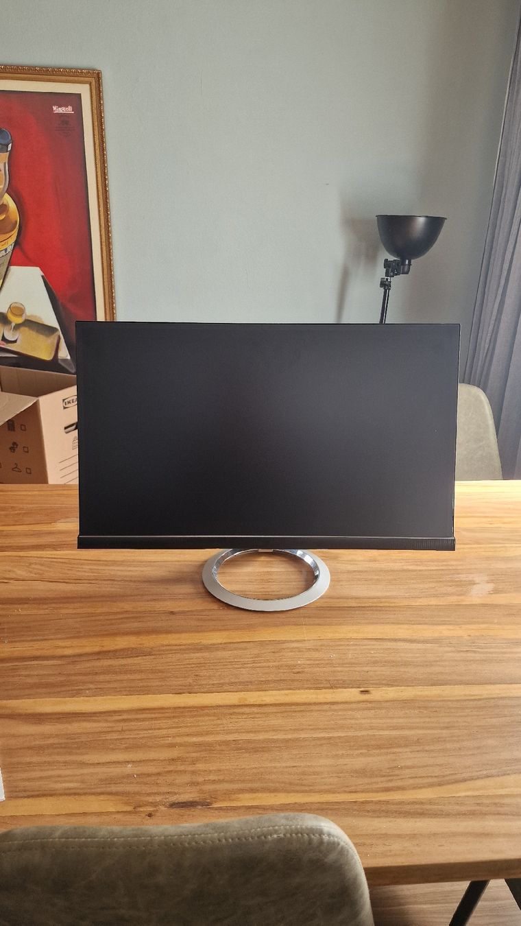 Asus Monitor: Bildschirm ASUS 70cm Diagonale – Usato da goldach venduto da seegoldi13