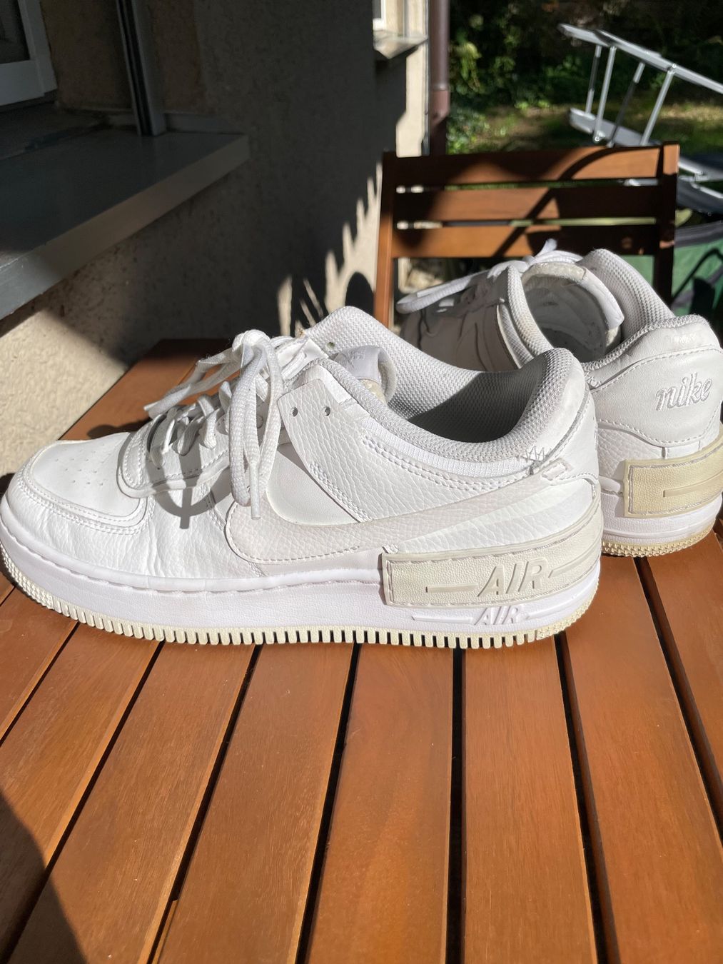 Nike Chaussures femmes: Nike Air Force 1 Shadow Weiss Gr. 41 – D'occasion à Niederwangen BE par m_s13 1