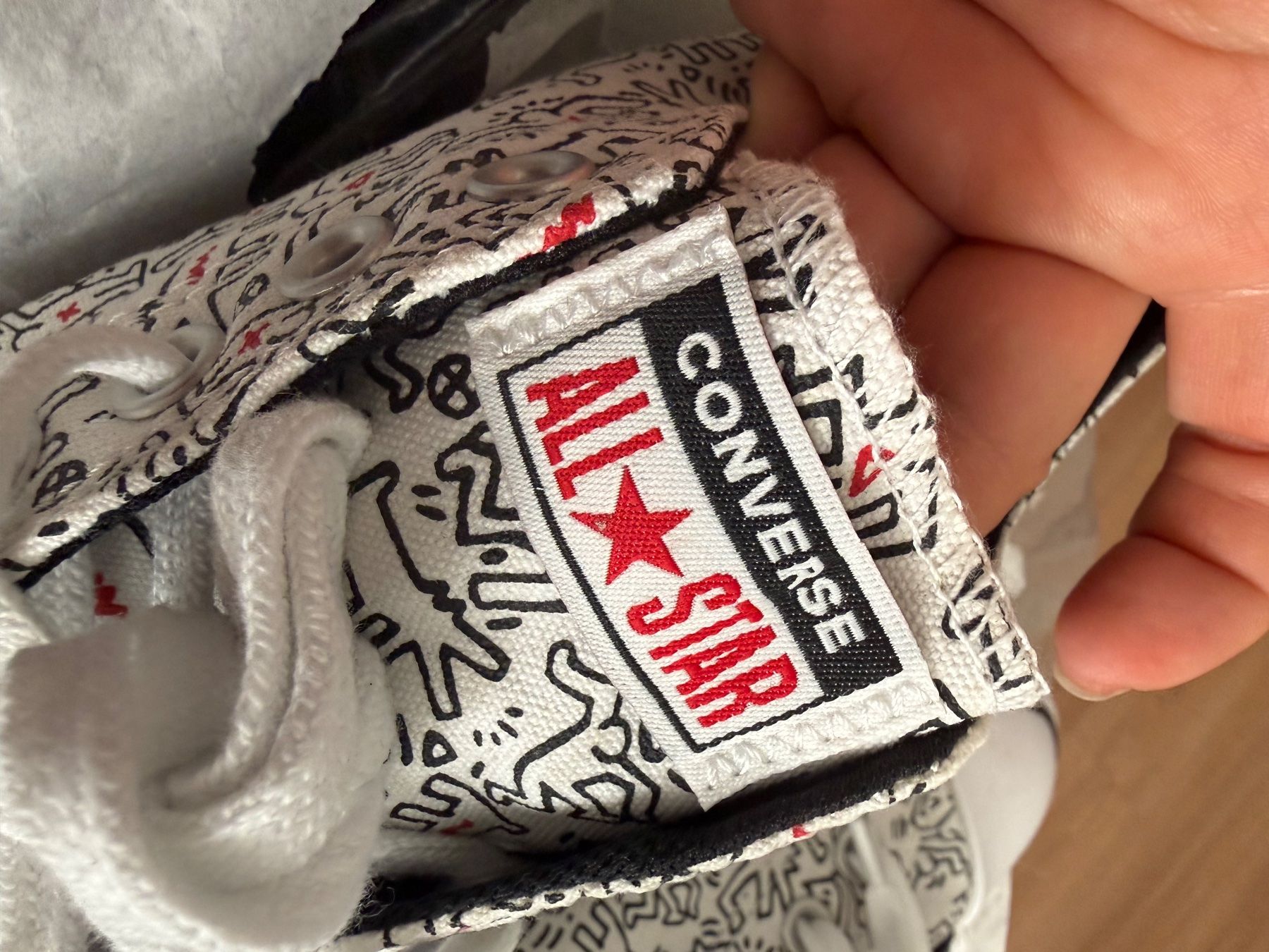 Converse Scarpe da uomo: Converse Keith Haring, taille 43 unisex, comme neuves! – Usato da Lausanne venduto da dysneylie 1