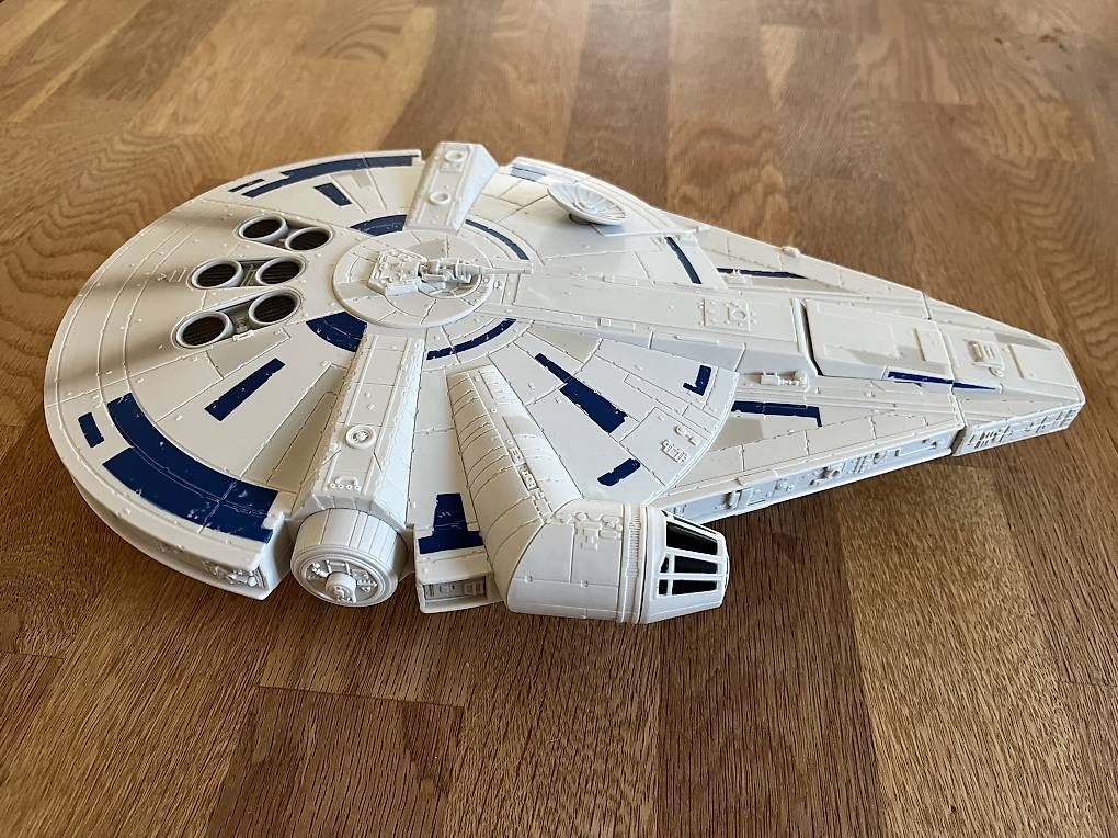 Star Wars Spielzeuge: Vaisseau Star Wars – Gebraucht aus Martigny von jcj_j2fb