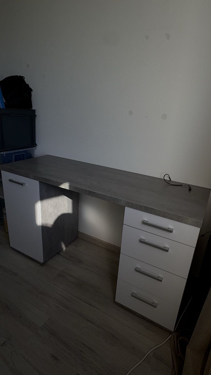 Conforama Schreibtische: Bureau – Gebraucht aus Villars-le-Terroir von ale_c79d 1