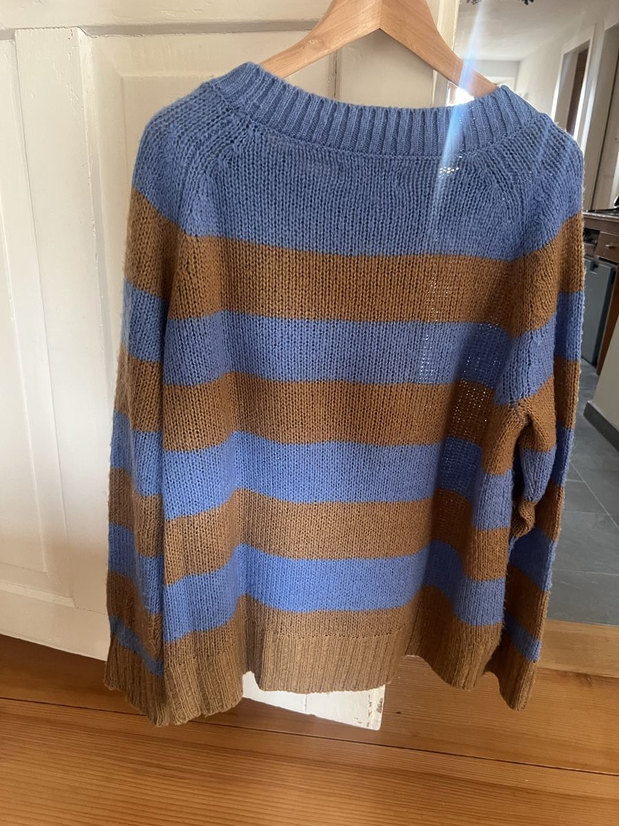 Pullover & Sweatshirts: Pullover – Gebraucht aus Magden von leo_c8bc 1
