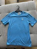 Adidas T-Shirt in Grösse XS hellblau top Zustand