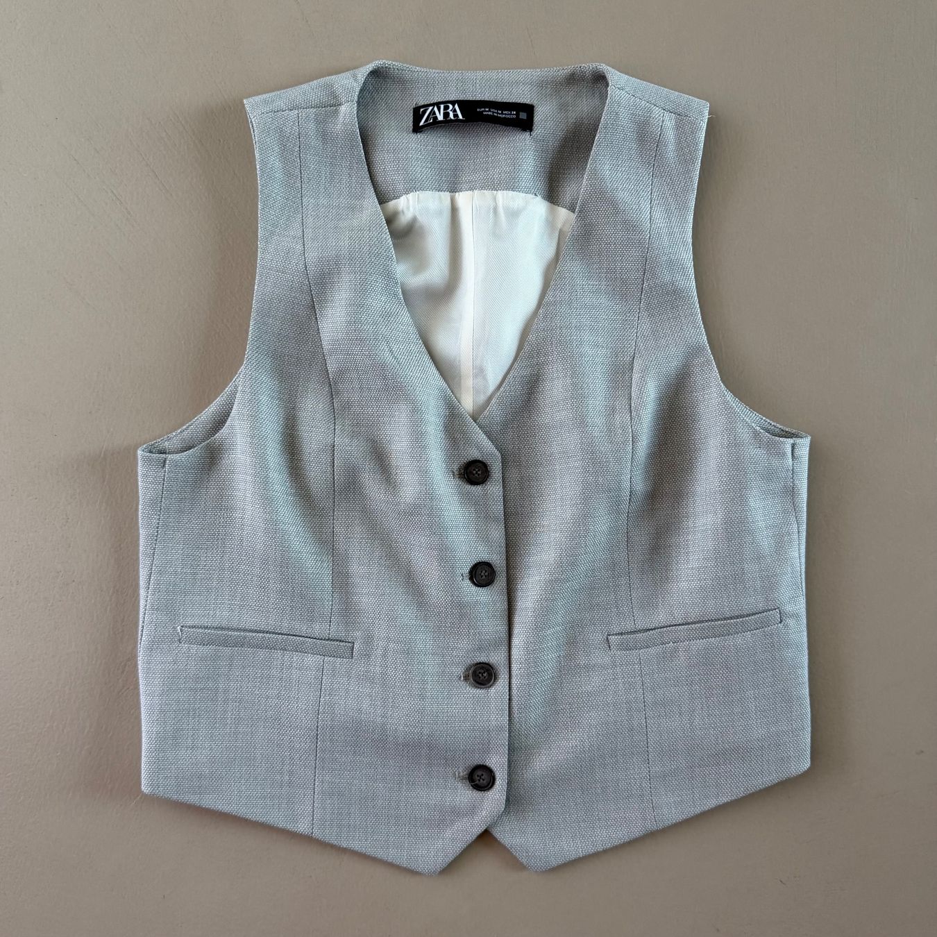 Zara Gilets: hellgraues ZARA Gilet 🩶 – D'occasion à zürich par vintage12