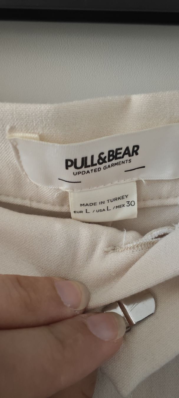 Pull&Bear Pantaloni: PULL & BEAR, weisse Hose, Grösse L – Usato da Wädenswil venduto da macik 2