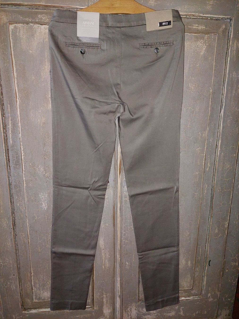 Armani Hosen: Armani Collezioni . P06 regular medium chino grau 36 – Neu und originalverpackt aus Besenbüren von teluride89 1