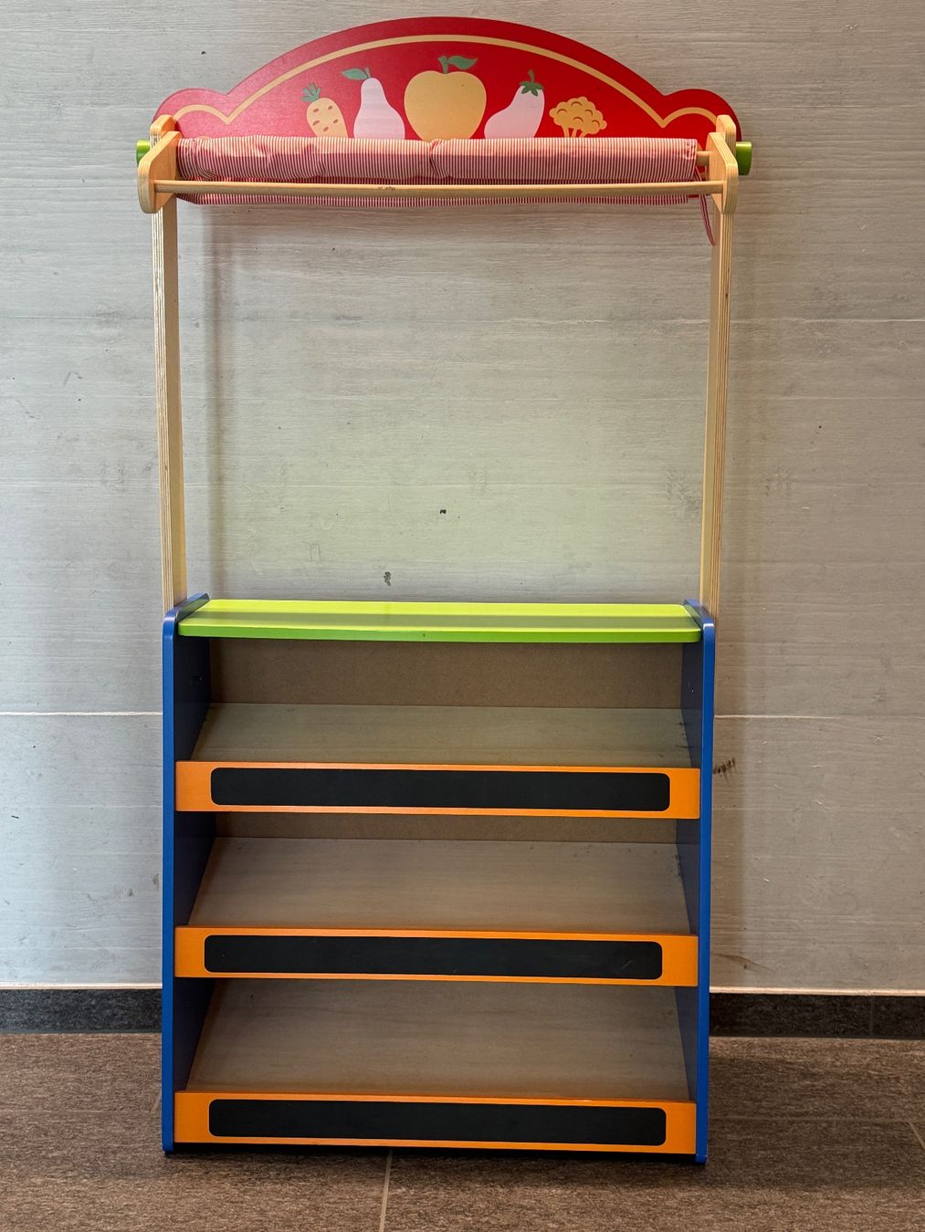 Giocattoli: Puppentheater und Kiosk – Usato da Grüningen venduto da bra_l7mn 2