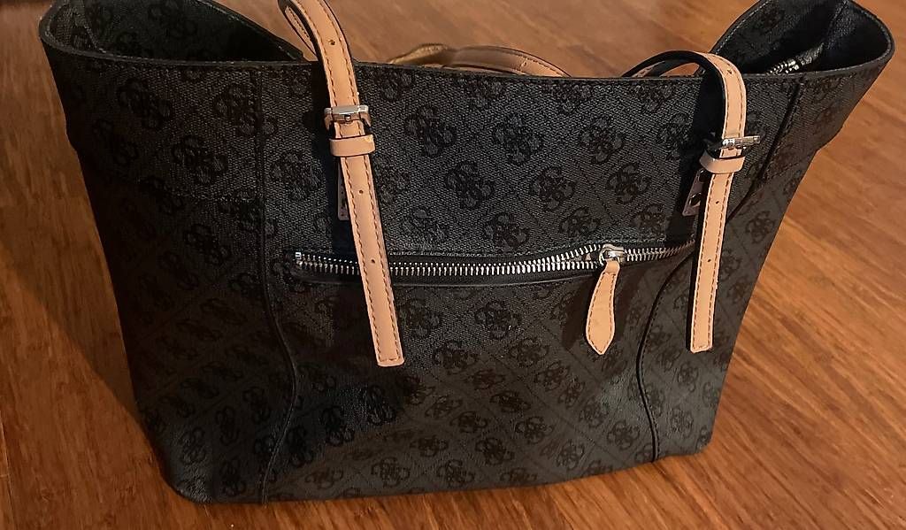 Borse da donna: Guess Tasche (Shoppingbag) – Usato da Villmergen venduto da Sabsi92 3