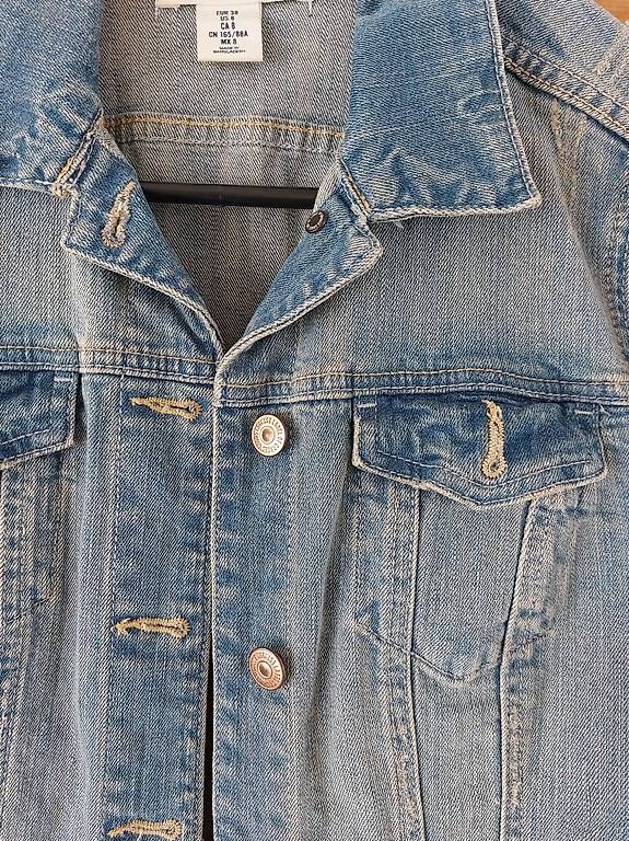 Vestes: Jeansjacke + Gratis Shirt und Accessoire – D'occasion à Emmetten par sandra0310 1
