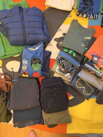 Kleiderpaket 110 Jungs Winter und Sommer
