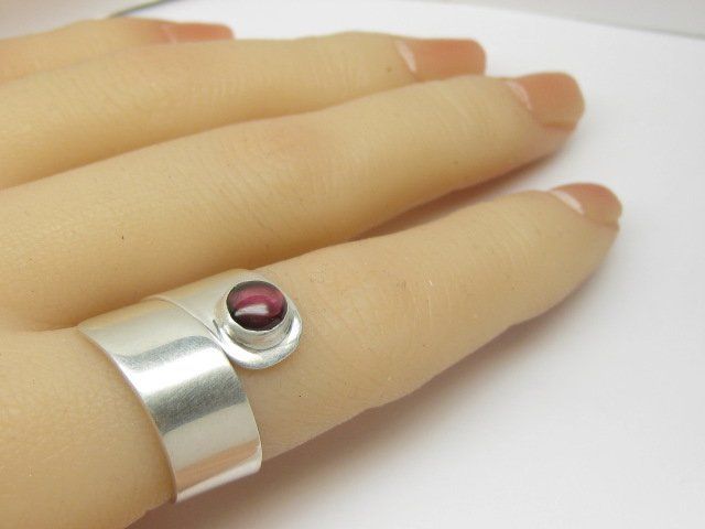 Anelli: spezieller Ring Silber 925 Granat Gr. 57 – Usato da Ermatingen venduto da Decovin 1