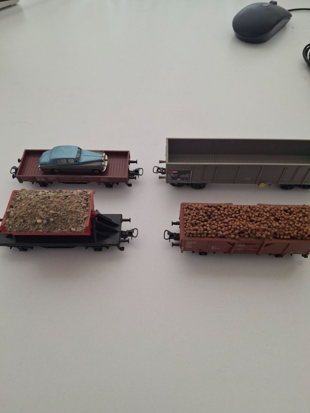 Modellini di ferrovie: Set von 4 Spur H0 Containerwagen – Usato da Dietikon venduto da Hwengi 2
