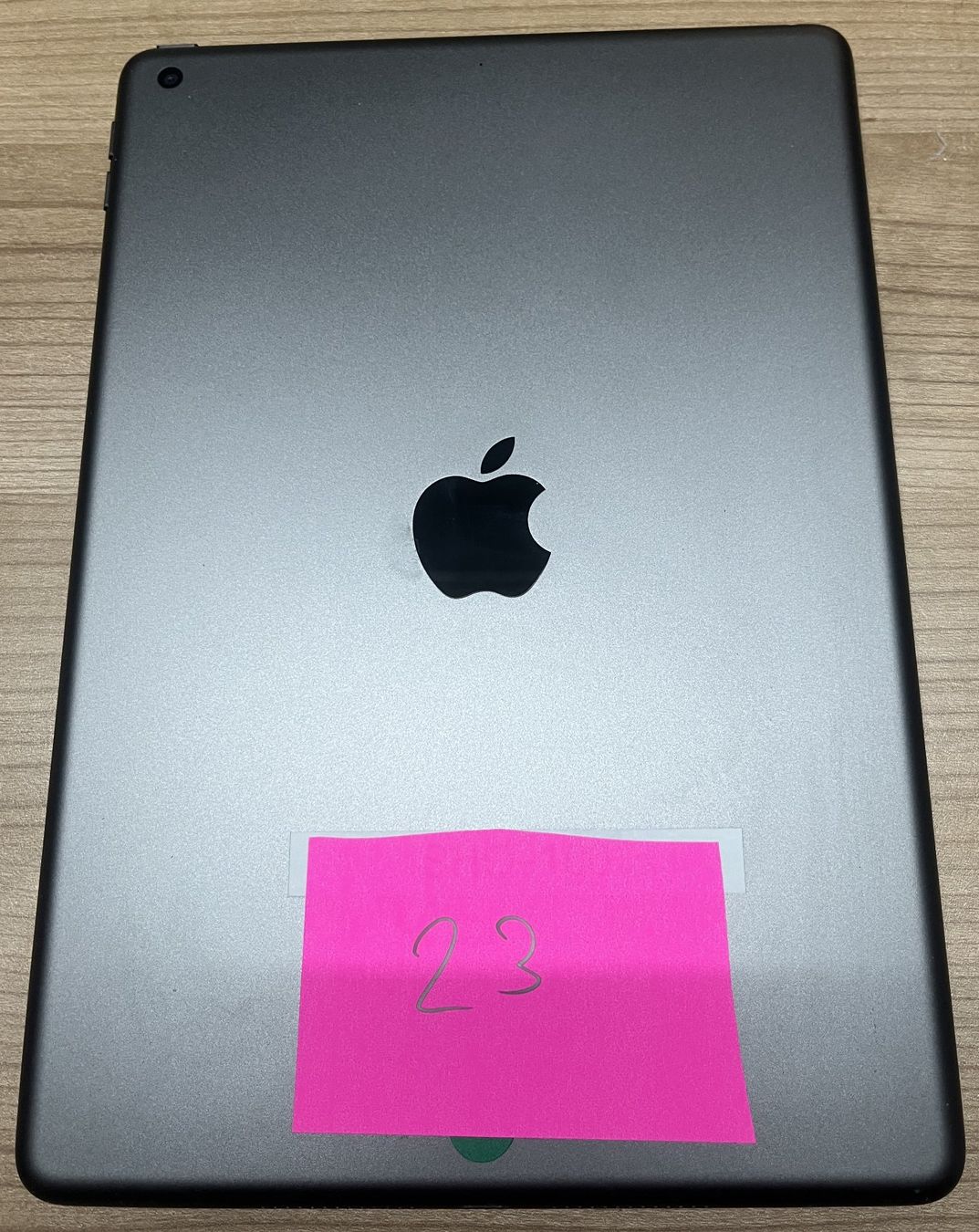 Apple Tablet PC: iPad A2197 (Nr.23) – Gebraucht aus Effingen von meierto1