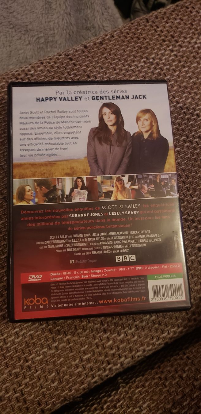 Tutti i DVDs: Scott & Bailey saisons 1 à 3 – Usato da Le Séchey venduto da Jill93 3