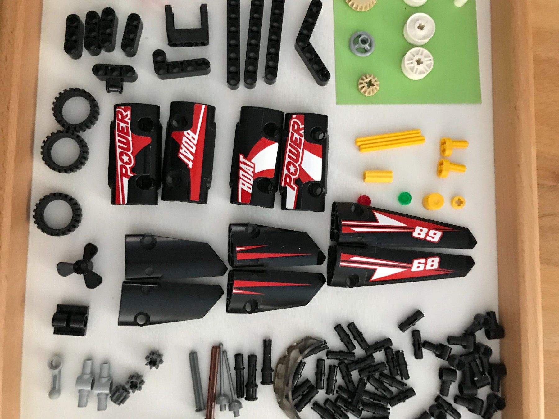 Lego Giocattoli: LEGO Power Boat 42089 – Usato da kaiseraugst venduto da Yohe 5