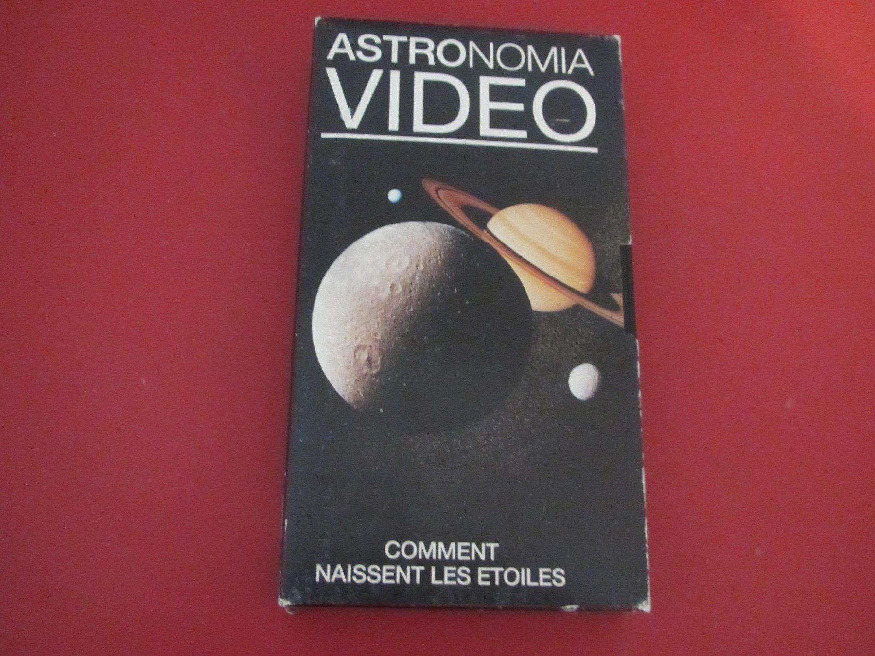 Libri: DOCUMENTATIONS SUR L'ASTRONOMIE – Usato da Murten venduto da Selliot 2