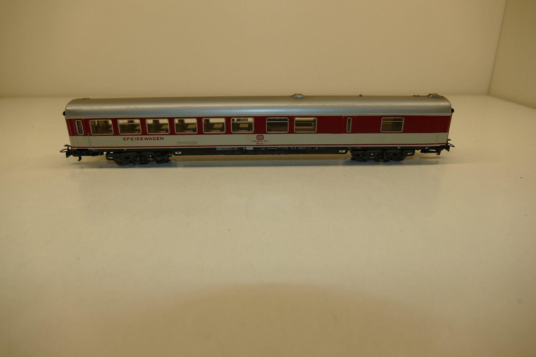 Märklin Modelleisenbahnen: Märklin H0: DB Speisewagen – Gebraucht aus Niederhasli von rail-duerst 2