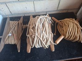 Seil auf Holzspule alt und gebraucht