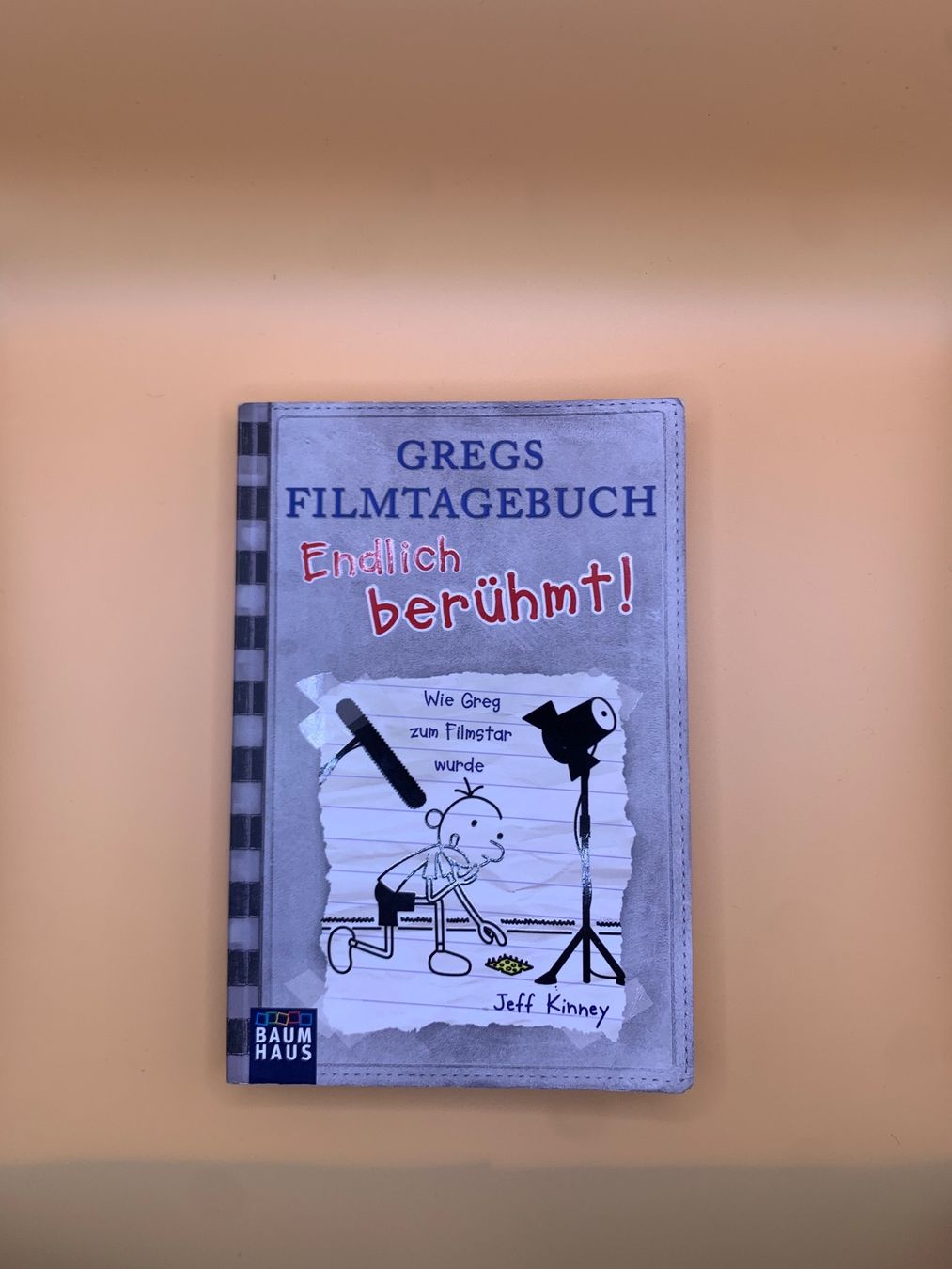 Livres: Gregs Filmtagebuch Endlich Berühmt – D'occasion à Küsnacht ZH par BricksNfigs