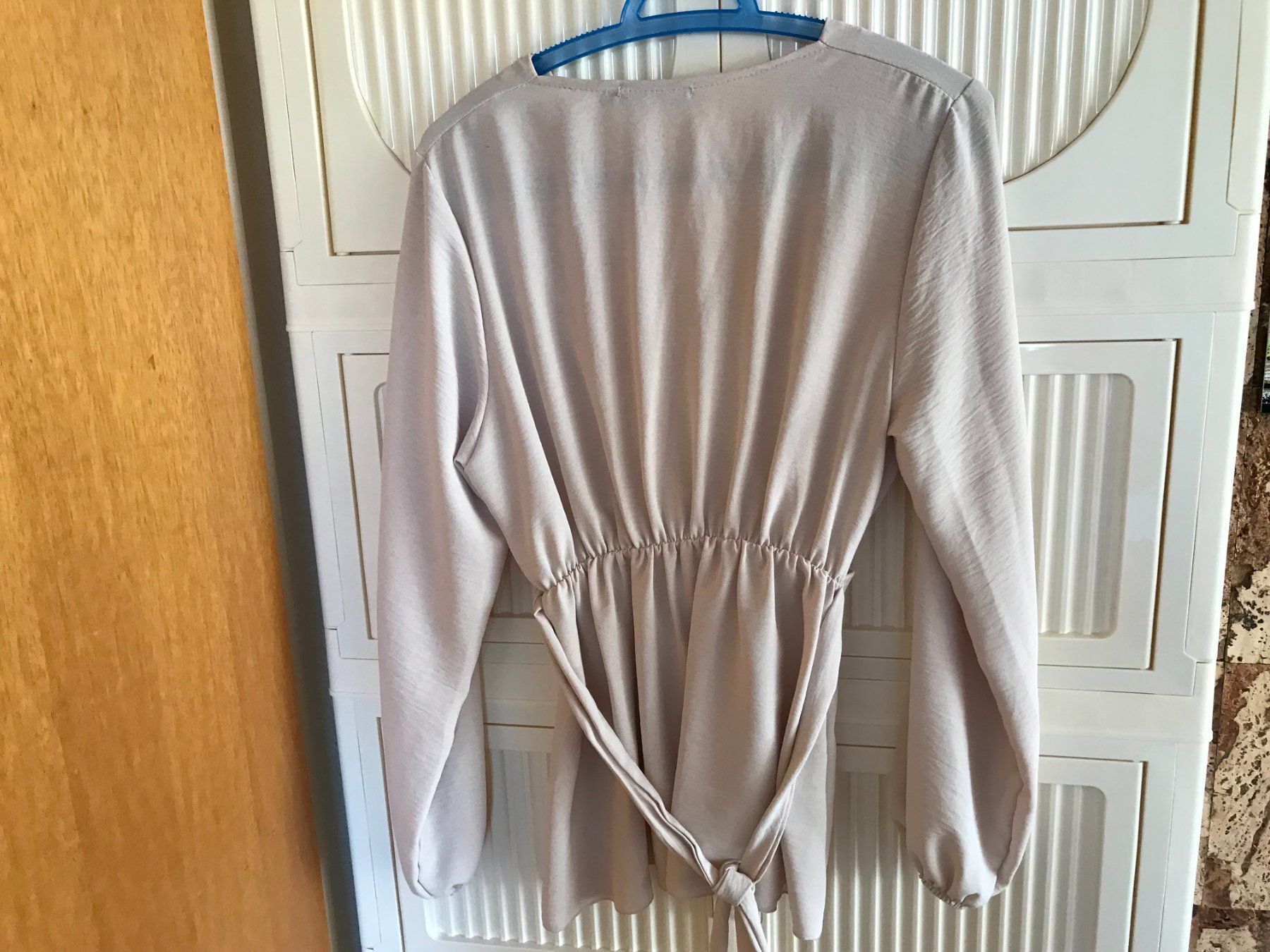 Camicette: Schicke Damenbluse, beige, Gr. S – Nuovo (secondo la descrizione) da Brunnenthal venduto da Eco07 2