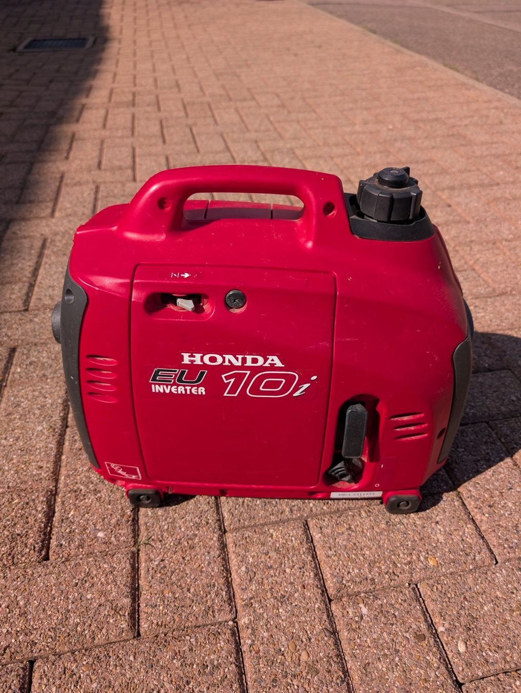 Honda Stromgeneratoren: Stromerzeuger Generator Honda 10i – Gebraucht aus Zürich von Laika5