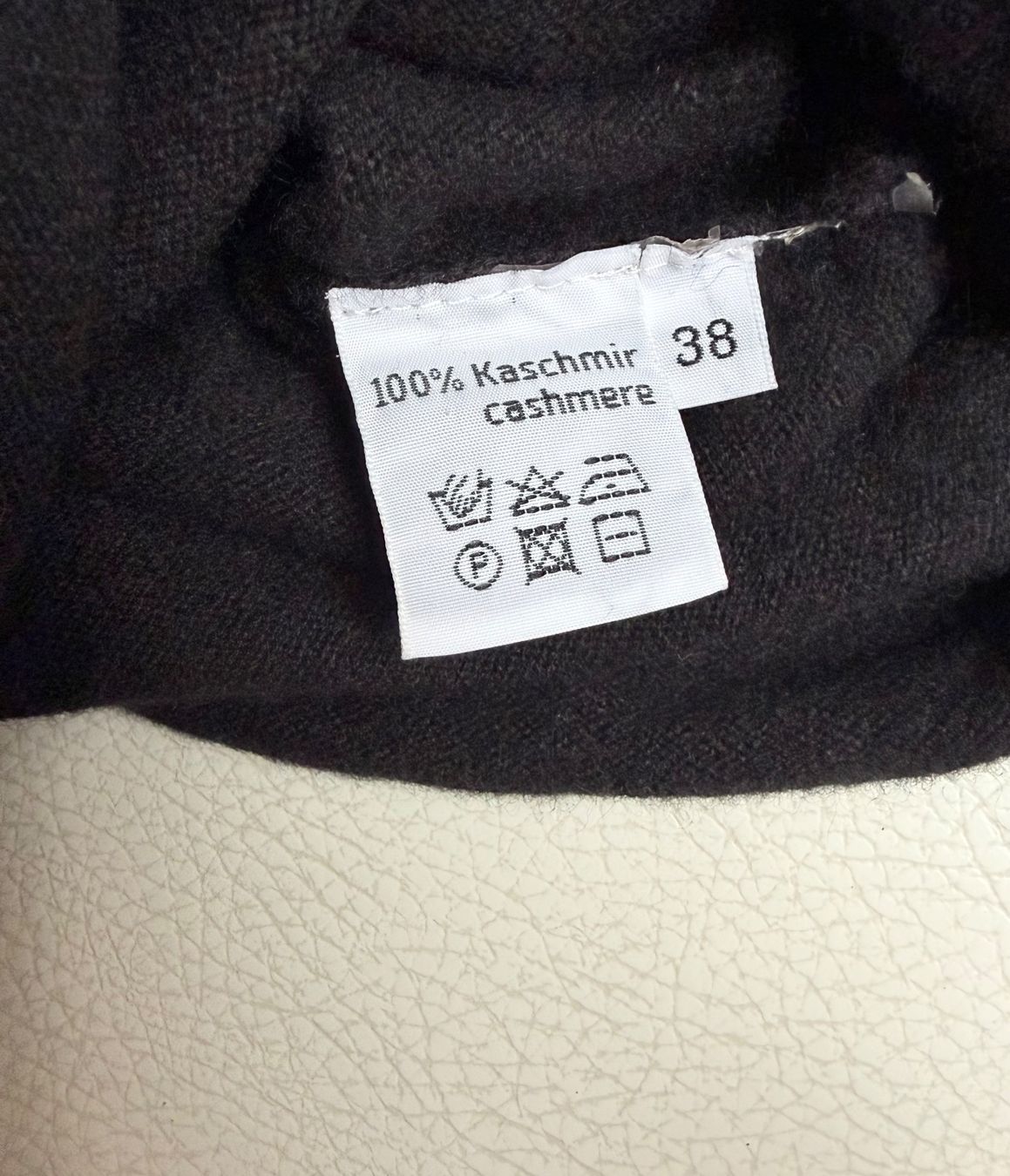 Vestiti: Kaschmir Strickkleid / Longpullover Gr.38 – Usato da Unterägeri venduto da Jutka_04 5