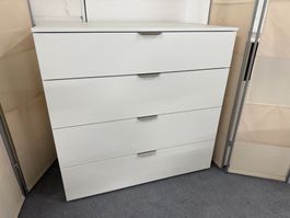 Kommode JUTZLER premiumweiss 90 x 88 cm 4 Schubladen