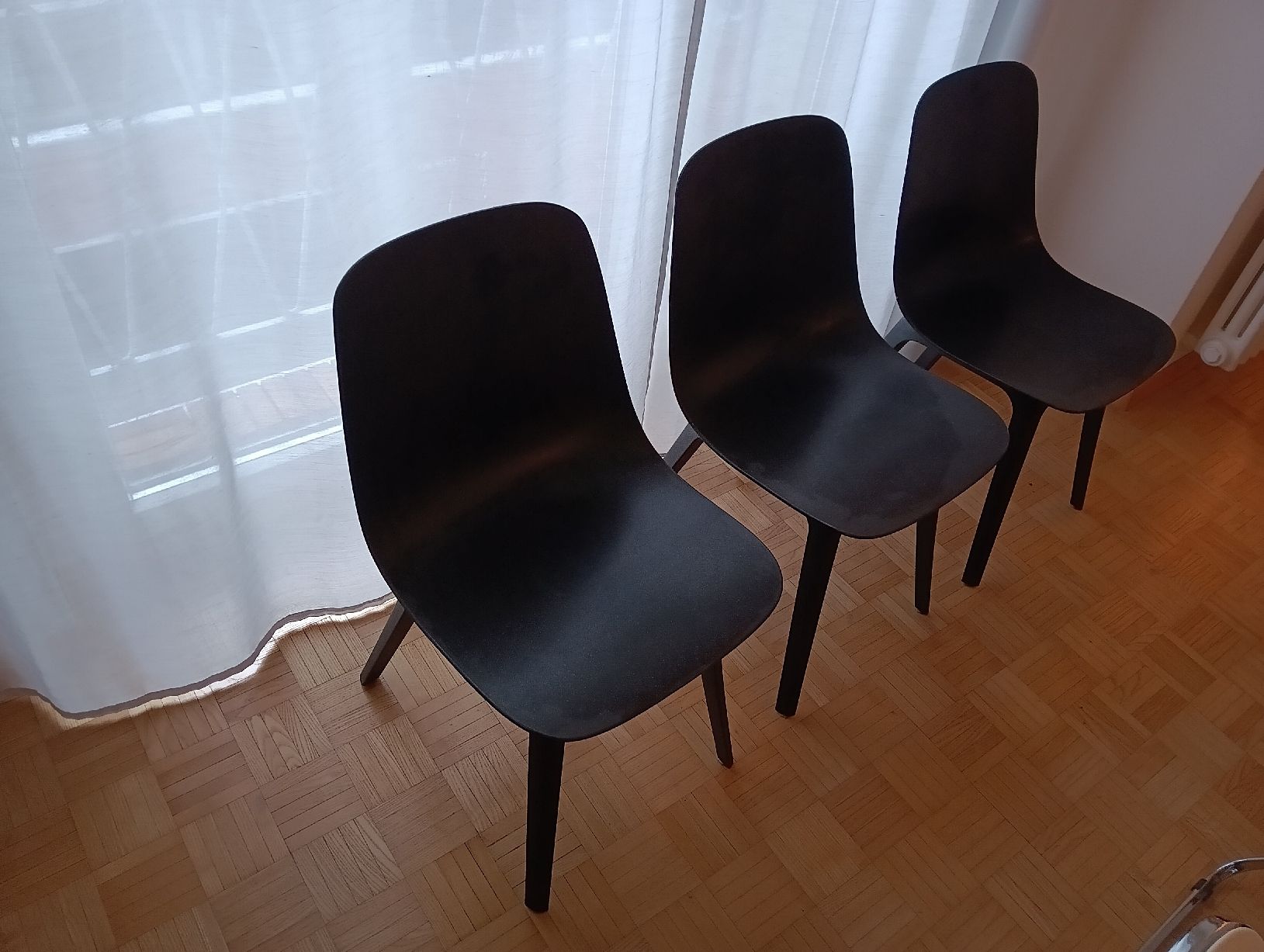 Ikea Sedie: Ikea ODGER Stuhl anthrazit 3 Stk.  – Usato da Luzern venduto da philipruth