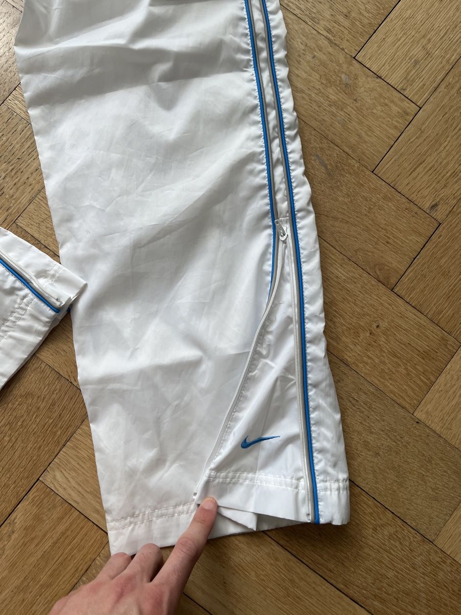 Nike Pantaloni: Vintage Nike Trackpants gr. M weiss – Usato da zürich venduto da Graffoto 2