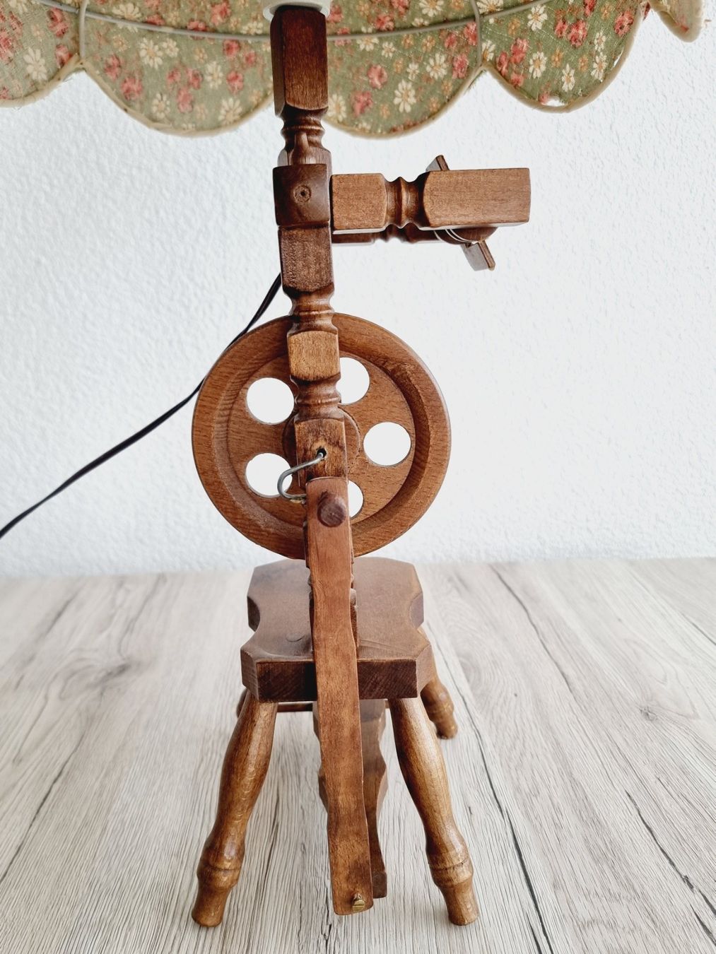 Lampade: Lampe rouet – Usato da Grandson venduto da Nouvelle-ere 1