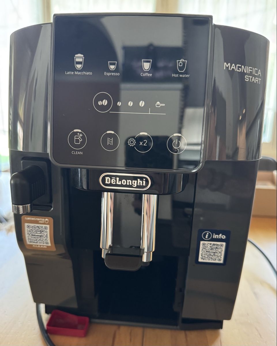 De'Longhi Machines à café & Machines à expresso: Kaffemaschine DeLonghi Magnifica Start – Neuf (Voir description) à Bern par Niras93