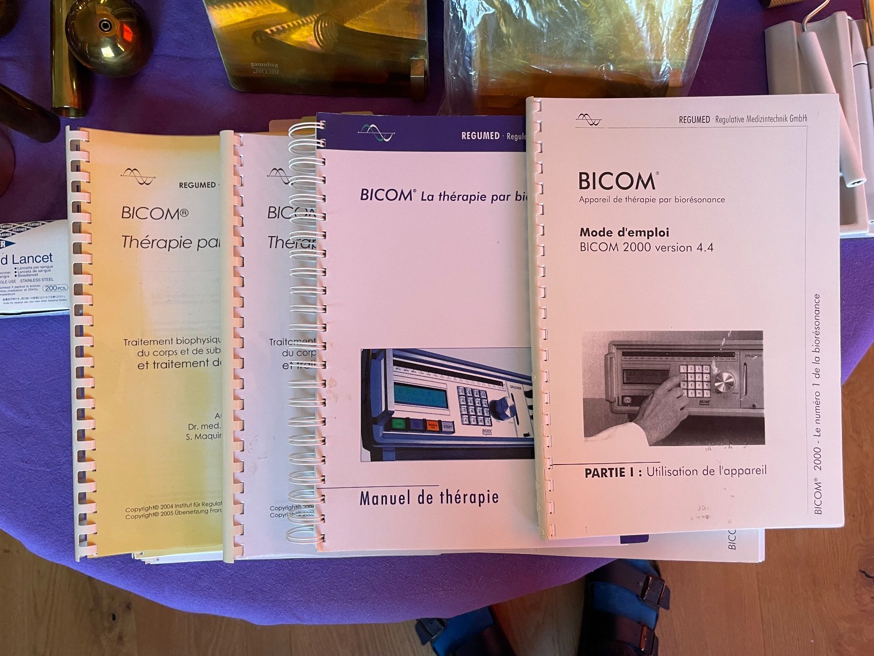 Bicom Attrezzature mediche: Bicom 2000 Regumed - appareil biorésonance avec kit de test – Usato da Ollon VD venduto da biocentervilly 7