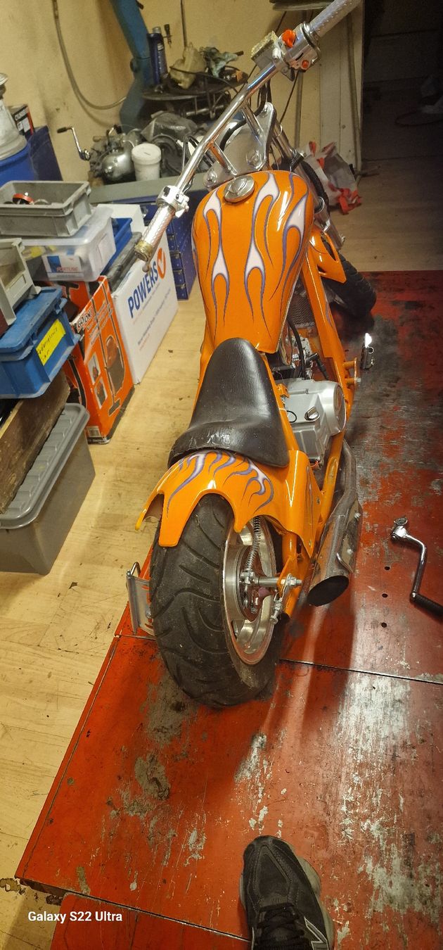 Mini Bikes: Mini Chopper Orange mit Flammen Optik – Defekt aus Niederlenz von Gidd 2