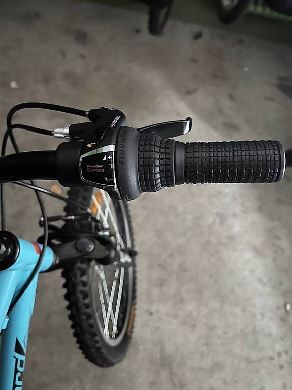 Vélos: Vélo enfant cadre léger Aluminium – D'occasion à Lausanne par yas_vr6h 4
