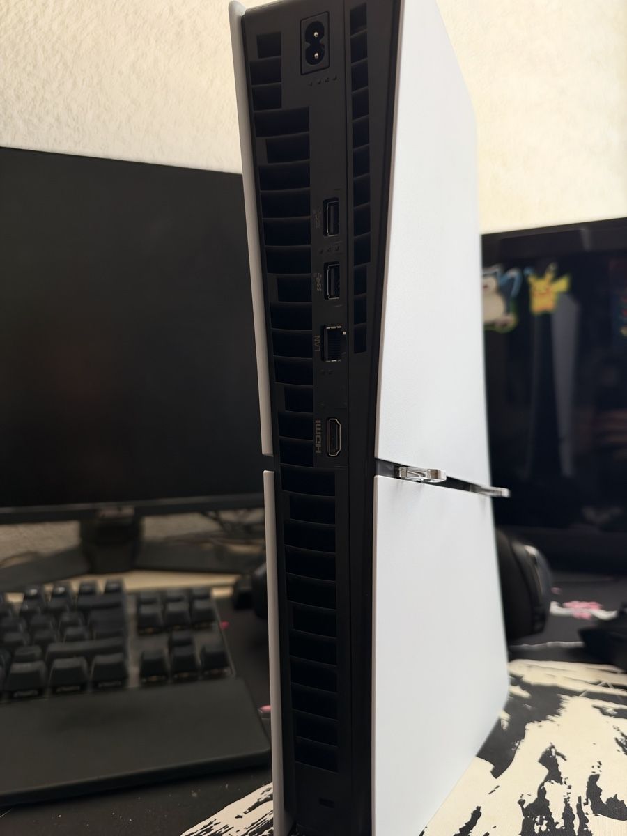 Sony Console: Sony PlayStation 5 Slim Konsole – Nuovo (secondo la descrizione) da Kriegstetten venduto da JeezyRoyale 8