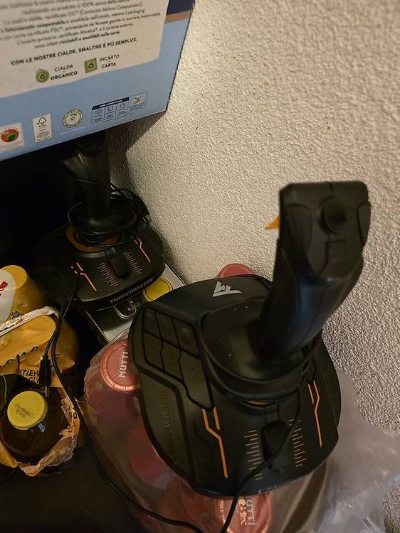 Joystick T.16000M FCS Space Sim Duo Flight Stick (Gebraucht) in ...