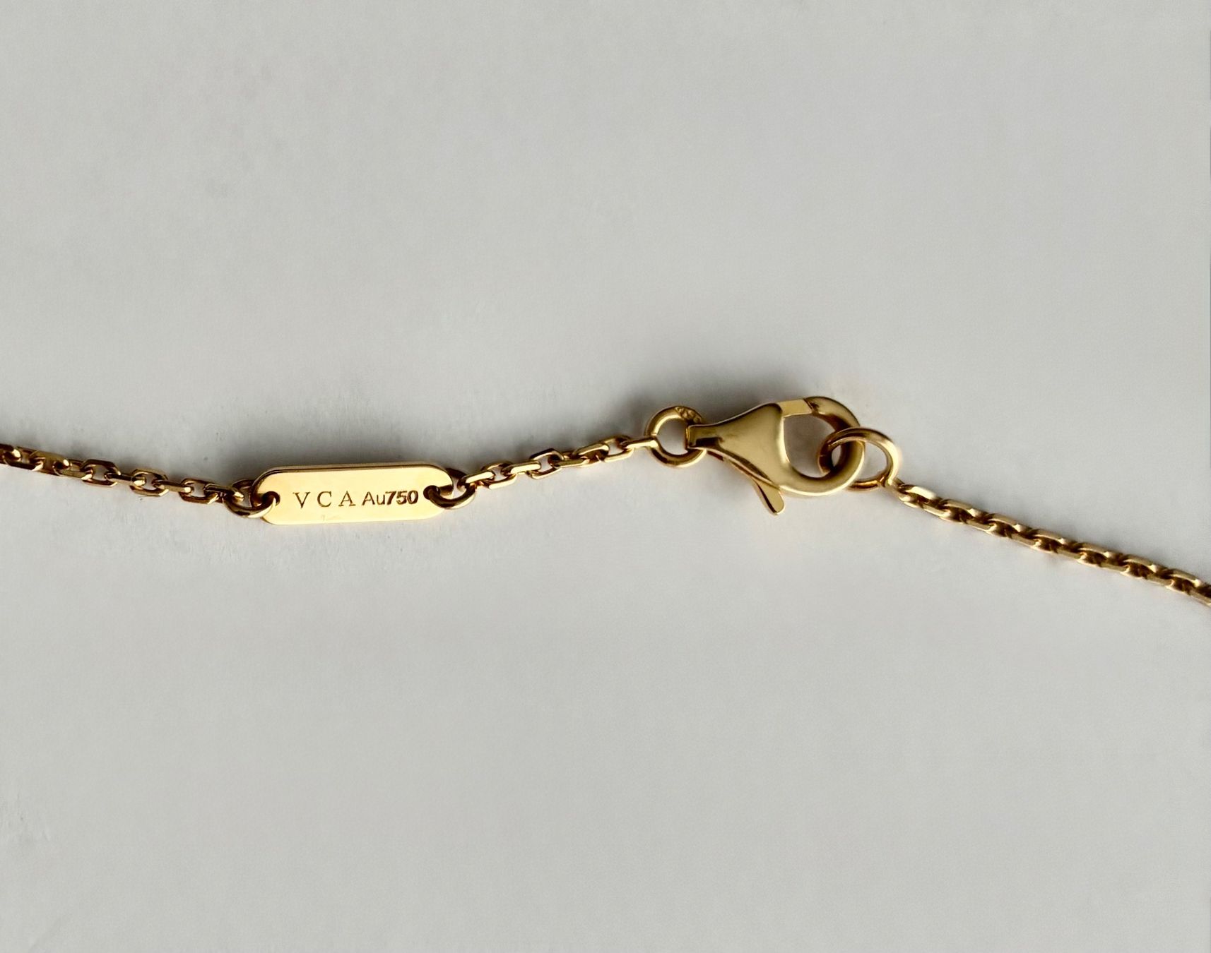 Van Cleef Catenine: Van Cleef & Arpels Alhambra – Nuovo (secondo la descrizione) da Riaz venduto da ani_d8fx 6